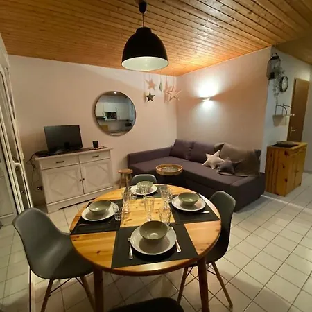 Appartement Appt 4/6 Rez De Jardin *